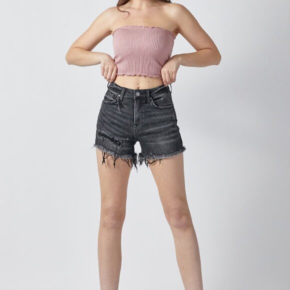 Hazel Blues® |  RISEN Raw Hem Denim Shorts with Pockets - Picture 6 of 6